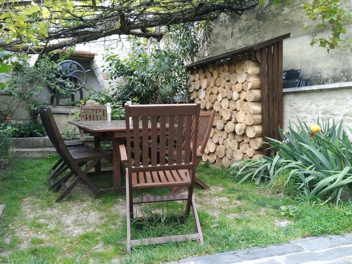 Maison De Charme A La Rochelle Croix-Chapeau المظهر الخارجي الصورة